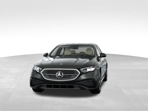 New 2026 Mercedes-Benz E 350 4MATIC Sedan image 44