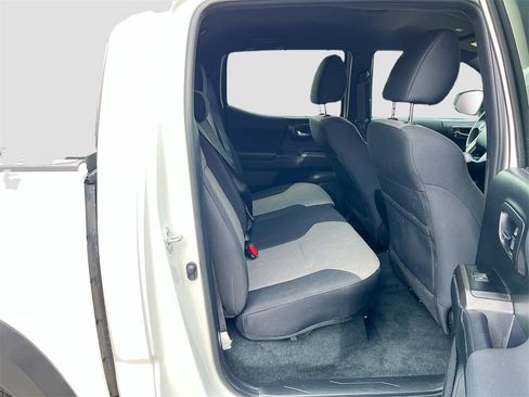 Used 2023 Toyota Tacoma TRD Off-Road image 23