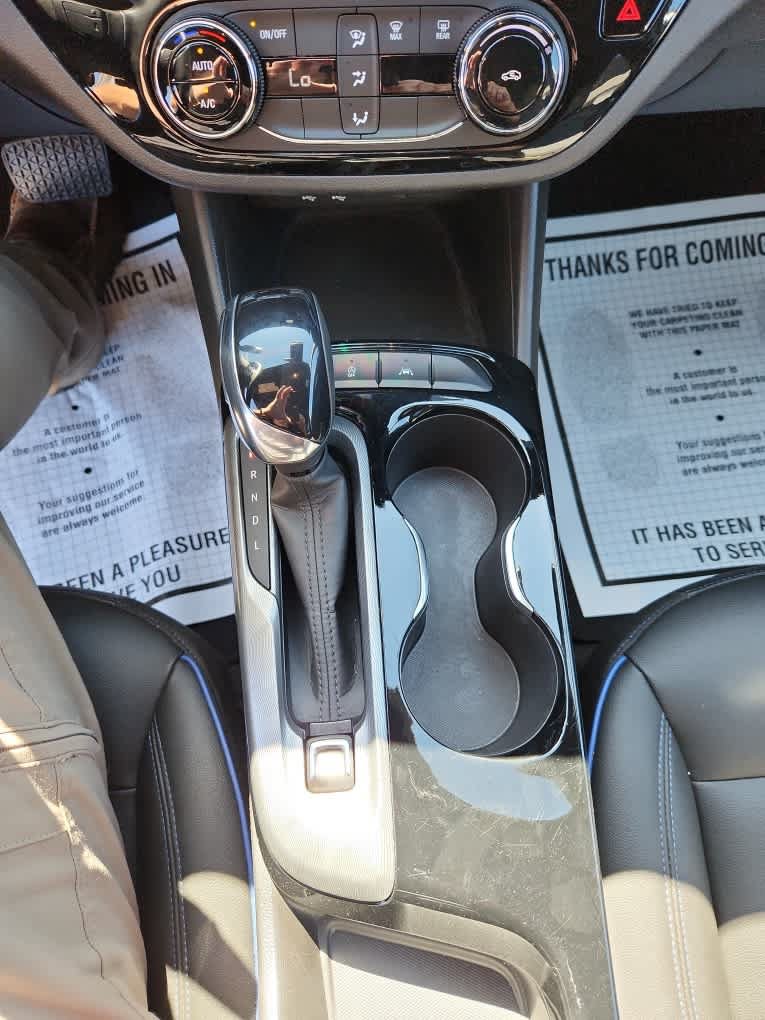 Used 2025 Buick Envista Sport Touring FWD image 19