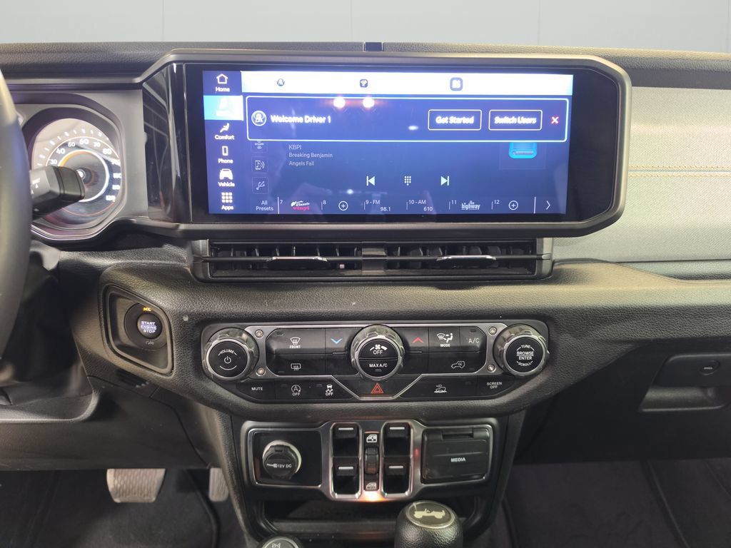 Used 2024 Jeep Wrangler Unlimited Sport AWD/4WD image 21