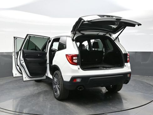 Used 2021 Honda Passport EX-L image 37