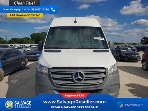 Used 2021 Mercedes-Benz Sprinter 2500 image 7