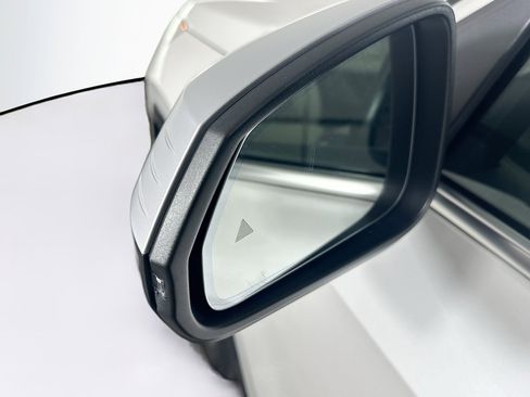 Used 2024 BMW X1 xDrive28i image 16