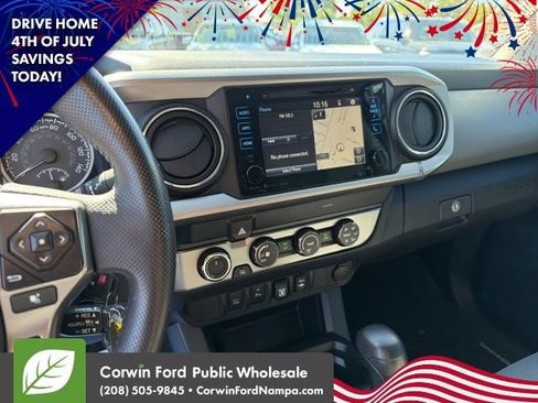 Used 2019 Toyota Tacoma SR5 AWD/4WD image 20