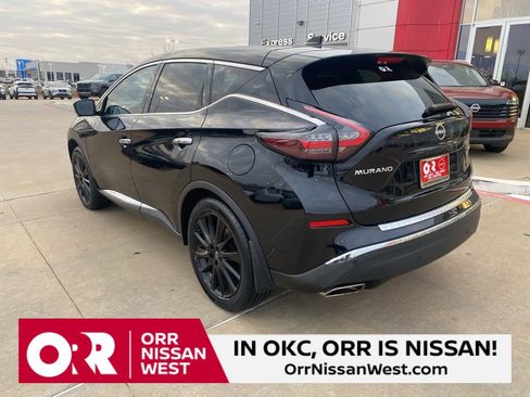 Used 2023 Nissan Murano SL w/ SL Moonroof Package image 3