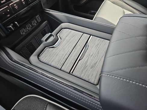 New 2026 RAM 1500 Limited AWD/4WD image 90