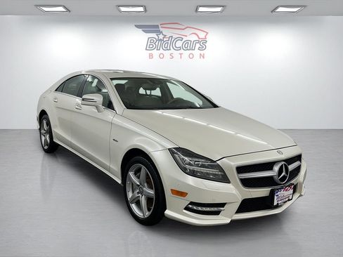 Used 2012 Mercedes-Benz CLS 550 4MATIC image 2
