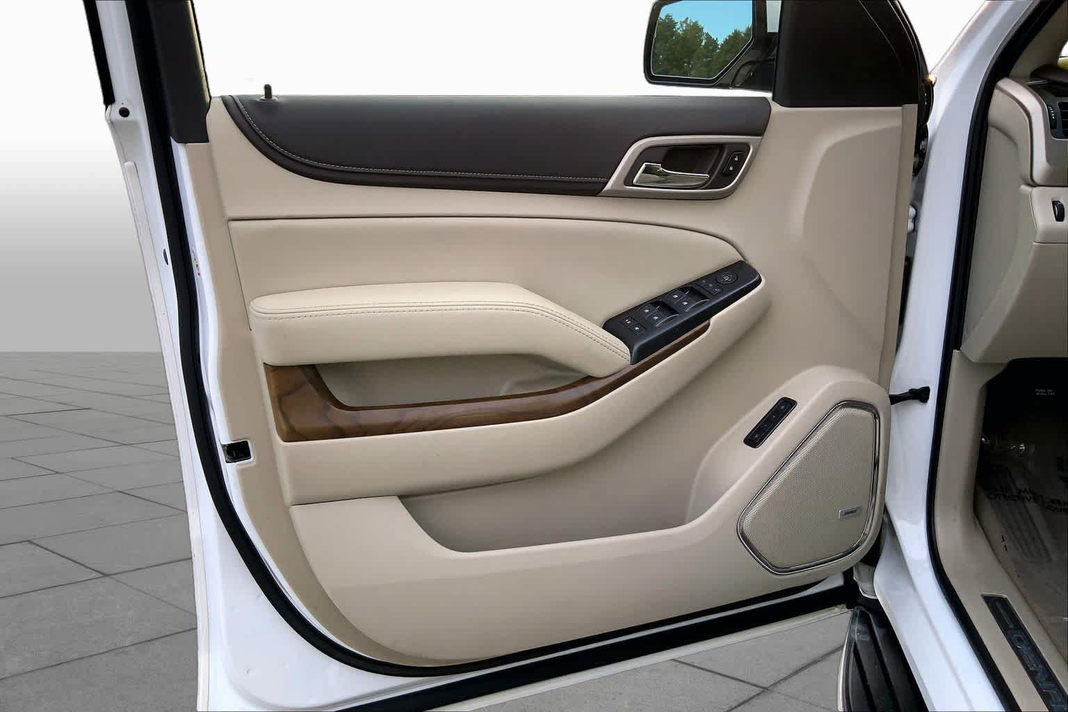 Used 2019 GMC Yukon Denali RWD image 19