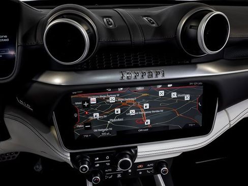 Certified 2019 Ferrari Portofino image 46