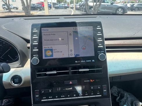 Used 2020 Toyota Avalon Limited w/ Advanced Safety Package FWD image 3
