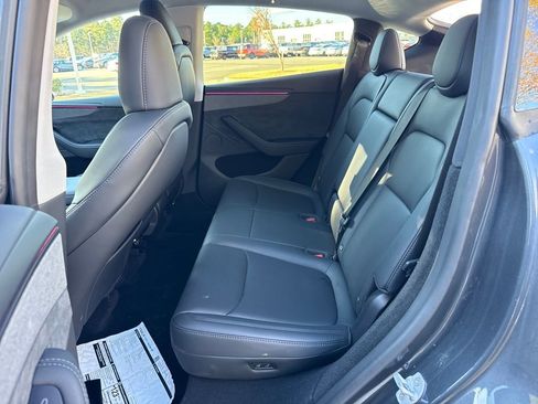 Used 2026 Tesla Model Y Long Range image 26