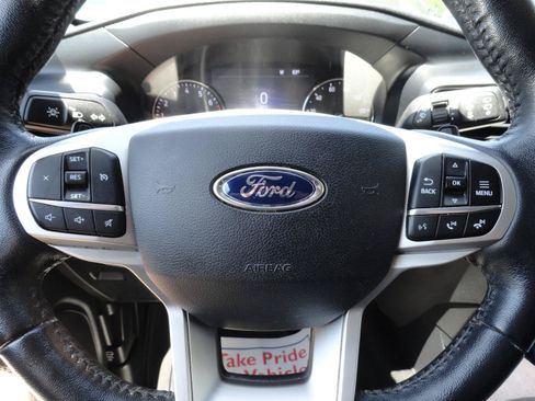 Certified 2020 Ford Explorer XLT w/ Equipment Group 202A AWD/4WD image 15