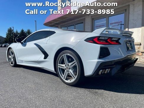 Used 2024 Chevrolet Corvette STINGRAY 1LT Z51 PACKAGE LOW M w/ Z51 Performance Package image 5