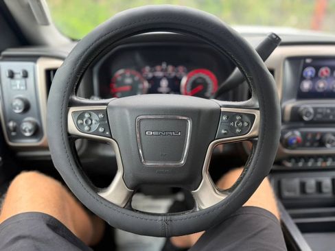 Used 2015 GMC Sierra 2500 Denali w/ Driver Alert Package AWD/4WD image 12