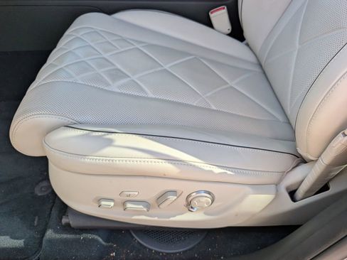 Used 2025 Genesis GV80 3.5T Prestige image 18