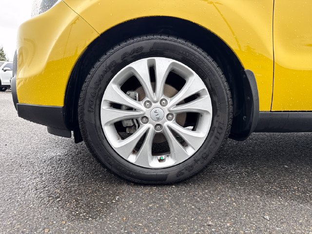 Used 2015 Kia Soul + FWD image 27