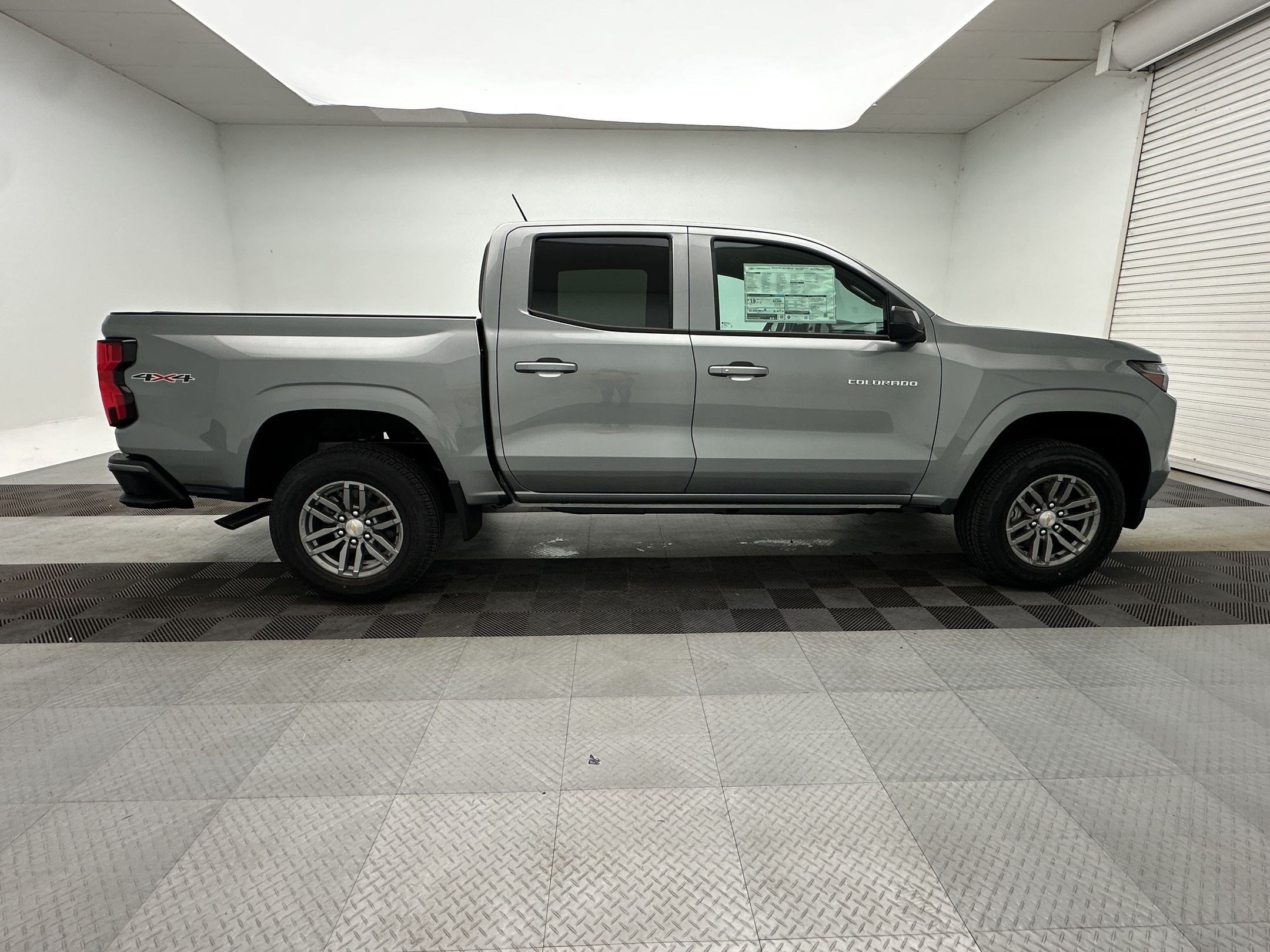 New 2026 Chevrolet Colorado LT w/ Advanced Trailering Package AWD/4WD image 8