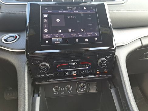 New 2026 Jeep Grand Cherokee Laredo RWD image 10