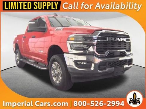 Used 2026 RAM 2500 Big Horn AWD/4WD image 1