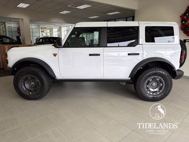 Used 2025 Ford Bronco Badlands w/ Sasquatch Package AWD/4WD image 5