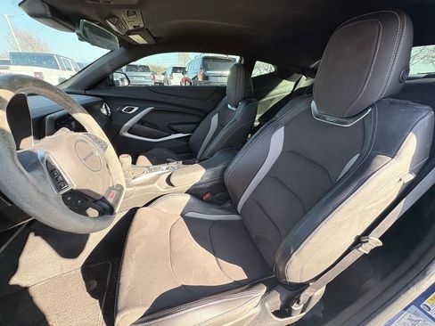 Used 2020 Chevrolet Camaro SS image 6