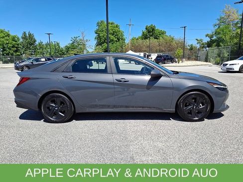 Used 2023 Hyundai Elantra SEL FWD image 11