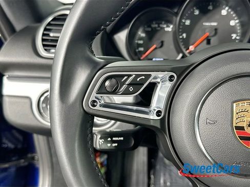 Used 2024 Porsche 718 Cayman image 12