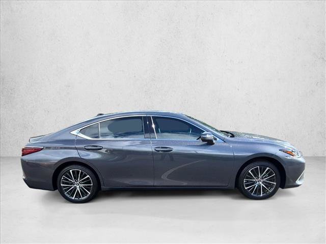 Used 2025 Lexus ES 350 w/ Premium Package FWD image 4