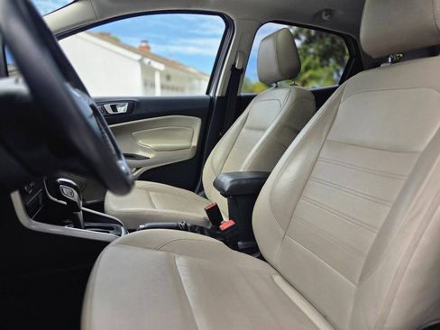Used 2019 Ford EcoSport Titanium AWD/4WD image 22