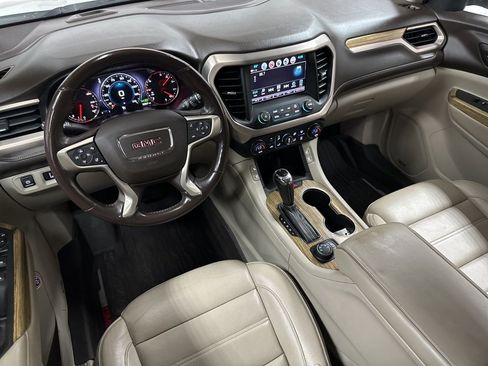 Used 2019 GMC Acadia Denali w/ Technology Package image 12
