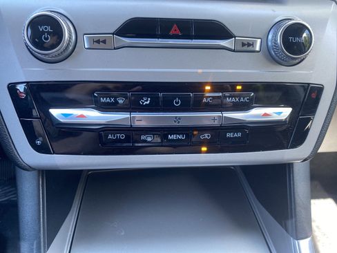 Used 2023 Ford Explorer XLT w/ Equipment Group 202A image 20