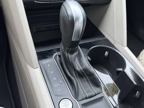 Used 2022 Volkswagen Atlas SE FWD image 26