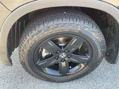 Used 2023 Honda Ridgeline Black Edition image 9