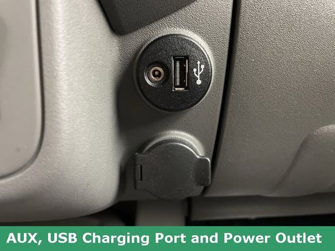 Used 2020 Nissan Frontier SV image 34