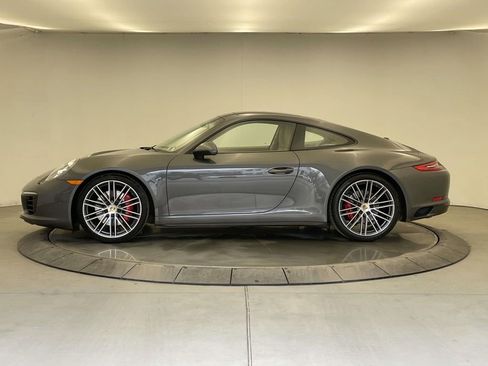 Certified 2017 Porsche 911 Carrera 4S image 2