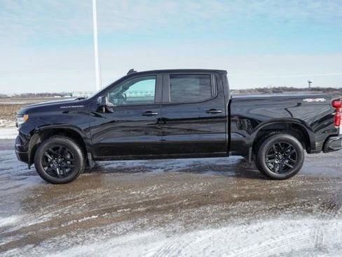 Used 2023 Chevrolet Silverado 1500 RST image 4