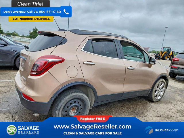 Used 2019 Buick Encore Essence w/ Experience Buick Package FWD image 4