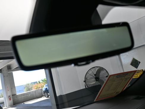 Used 2024 Jeep Grand Cherokee Overland w/ Adv Protech Group III image 33