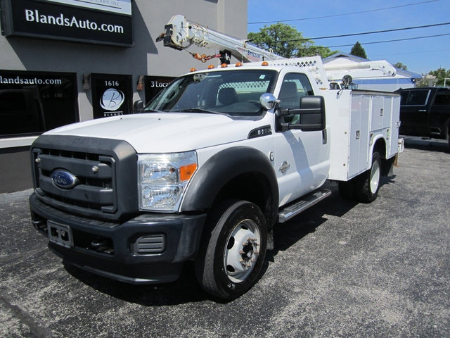 Used 2015 Ford F550 4x4 Regular Cab Super Duty image 2