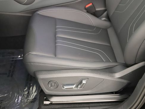 New 2026 Audi Q3 quattro 2.0T AWD/4WD image 24