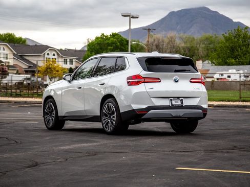New 2026 BMW X3 xDrive30 w/ Premium Package image 3