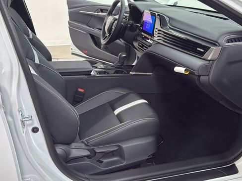 New 2026 Toyota Camry SE image 18