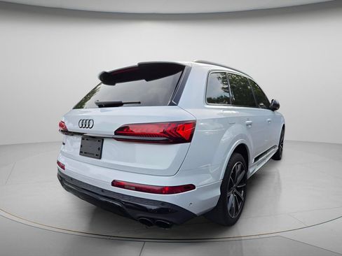 Used 2023 Audi SQ7 Premium Plus w/ Executive Package AWD/4WD image 5