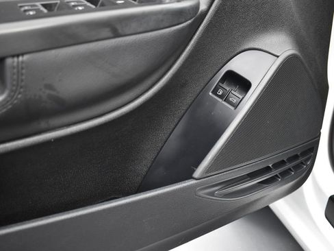 Used 2012 Volkswagen Eos Komfort image 11