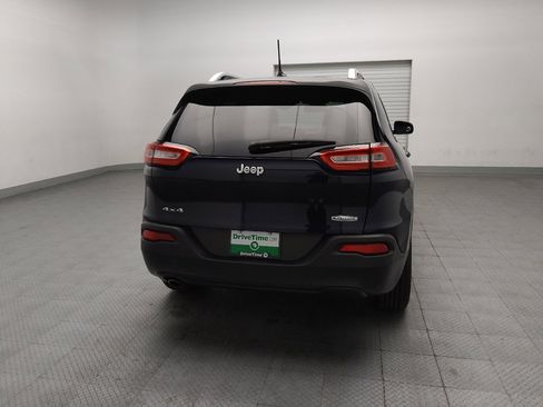 Used 2014 Jeep Cherokee Latitude AWD/4WD image 7