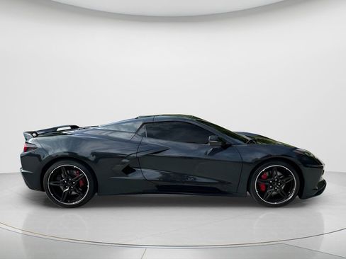 Used 2024 Chevrolet Corvette Stingray Premium Conv w/ Z51 Performance Package RWD image 4