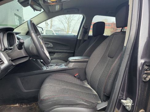 Used 2016 Chevrolet Equinox LT w/ Convenience Package image 9