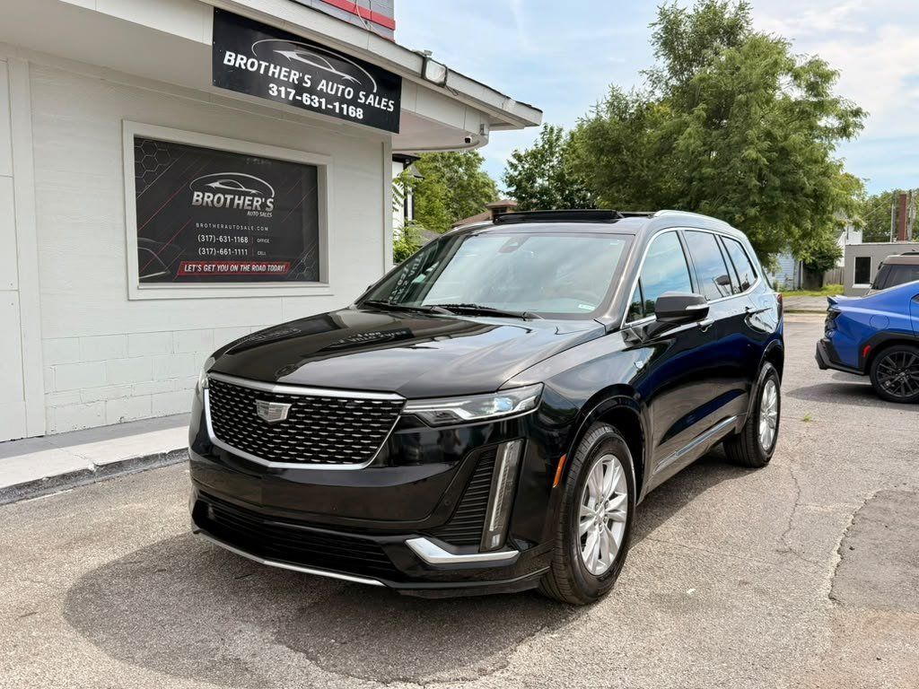 Used 2022 Cadillac XT6 Premium Luxury AWD/4WD image 3