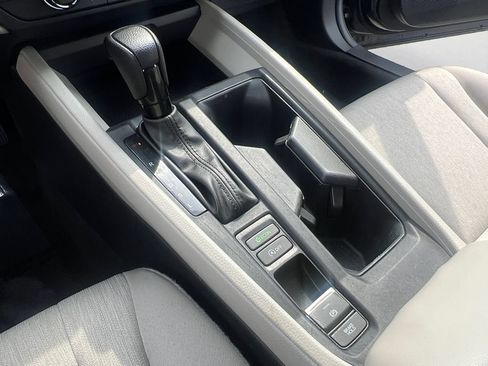 Used 2023 Honda Accord LX image 17
