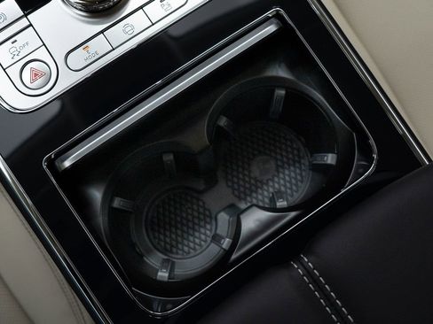 New 2026 Bentley Flying Spur Plug-In Hybrid AWD/4WD image 35